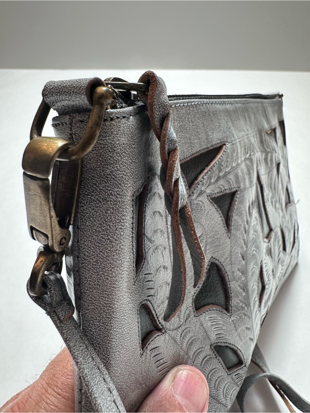 Artisan Silver Tooled Leather Cutout Crossbody Bag Boho Western Festival - Picture 10 of 13